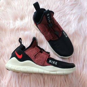 NEW Nike FREE RN CMTR 18